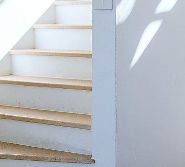 Hoe renoveer je goedkoop en snel je trap